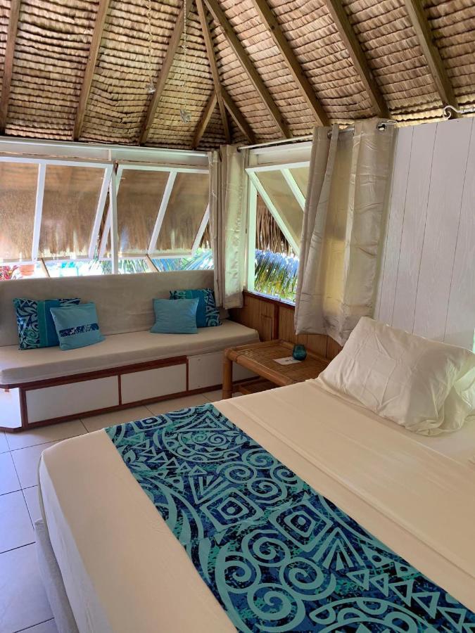 Fare Temanea Hotell Papetoai Exteriör bild